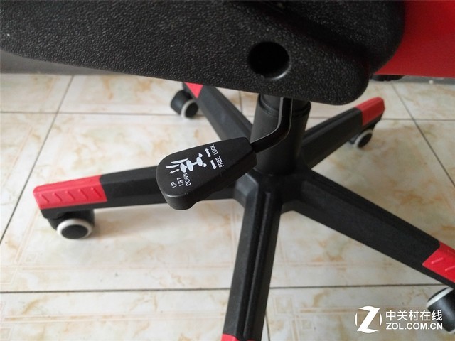 99元电竞椅保菊还是爆菊？瓦力棋牌试玩硬件衙门：3(图15)